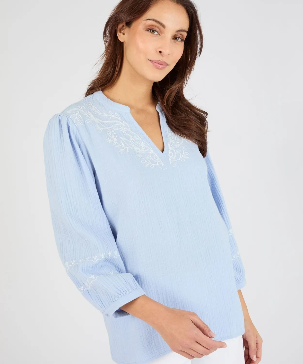 Blouse brodée en gaze de coton