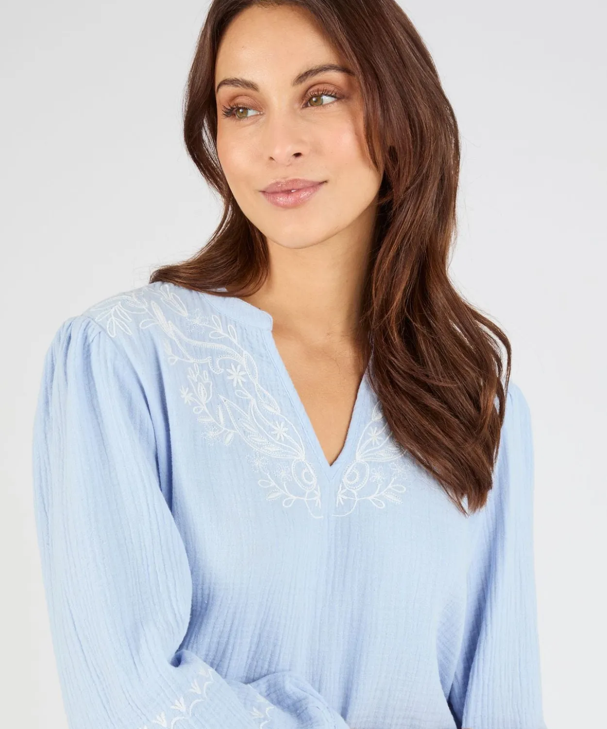 Blouse brodée en gaze de coton