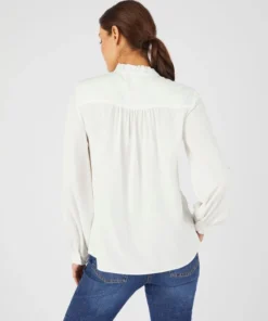 Blouse col volanté