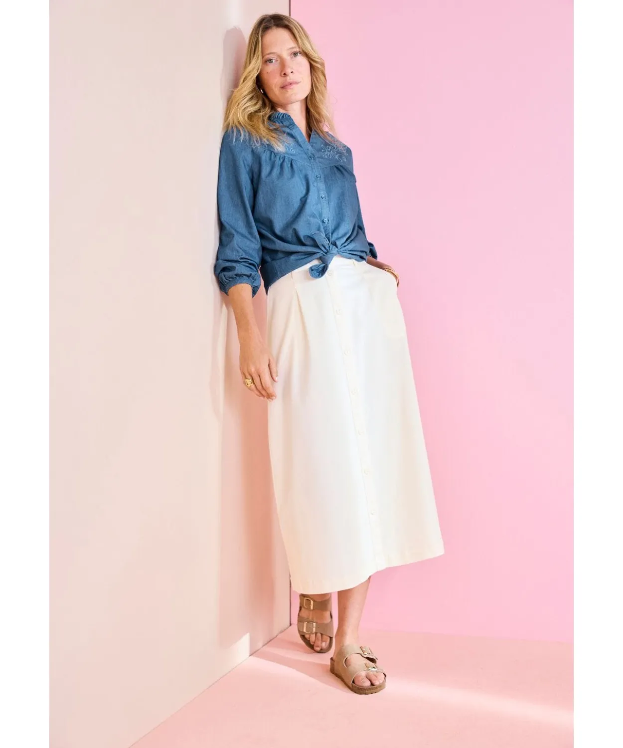 Chemisier en denim brodé