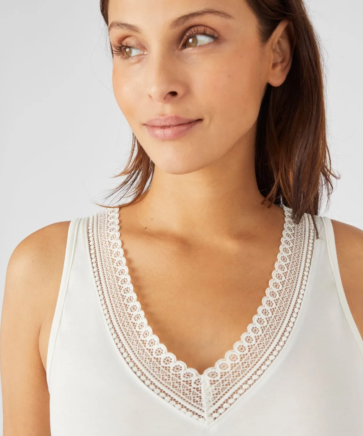 Débardeur Climatyl col V dentelle