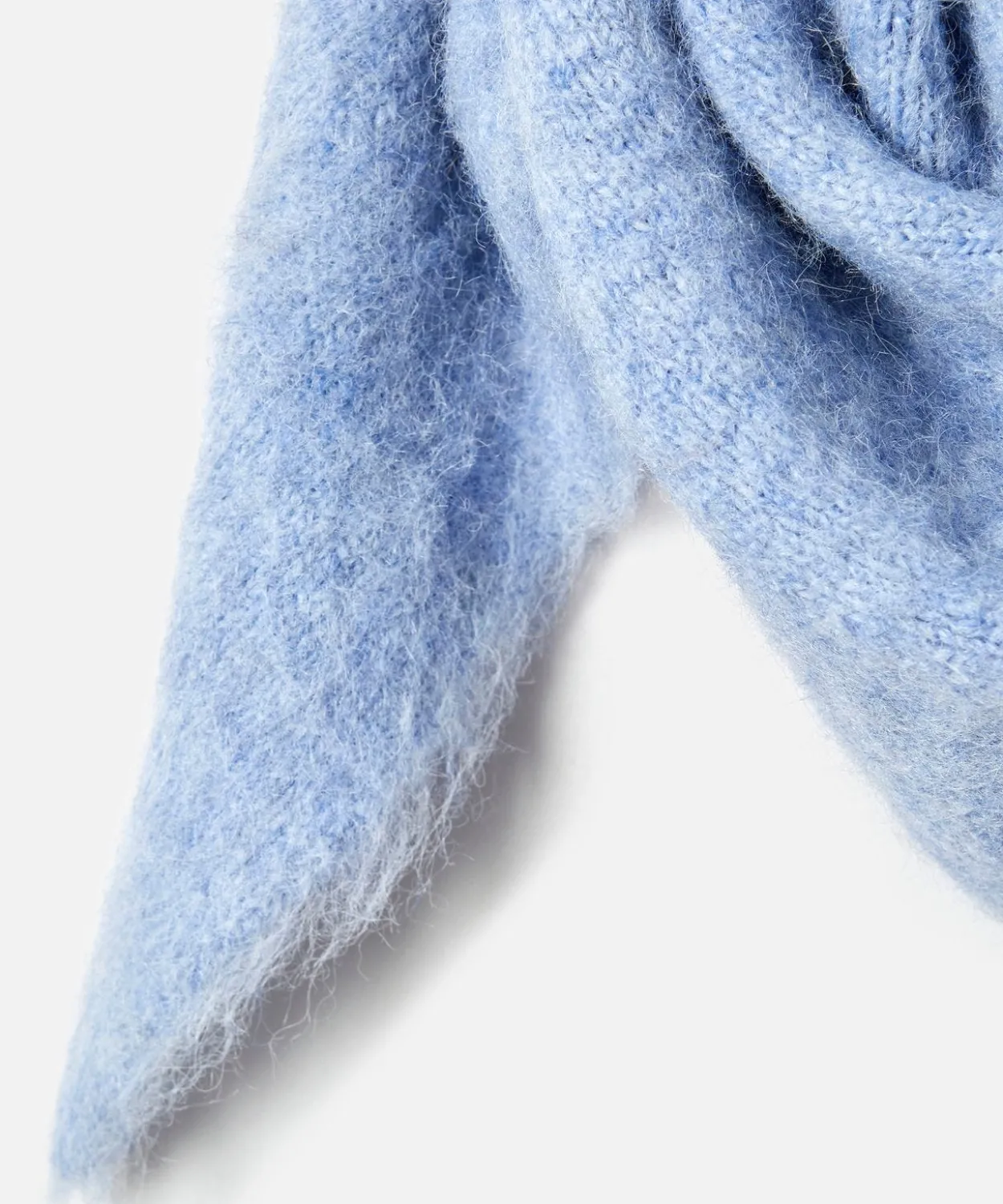 Echarpe triangle tricot poilu doux
