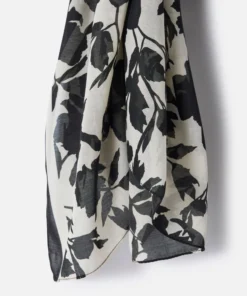 Foulard imprimé végétal contrasté