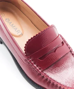 Mocassins vernis effet plissé