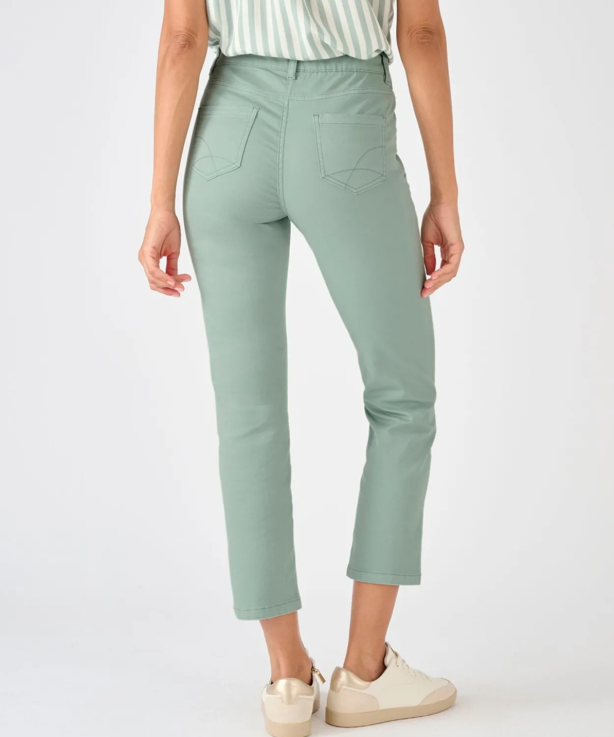 Pantalon 7/8ème fantaisie boutonnée