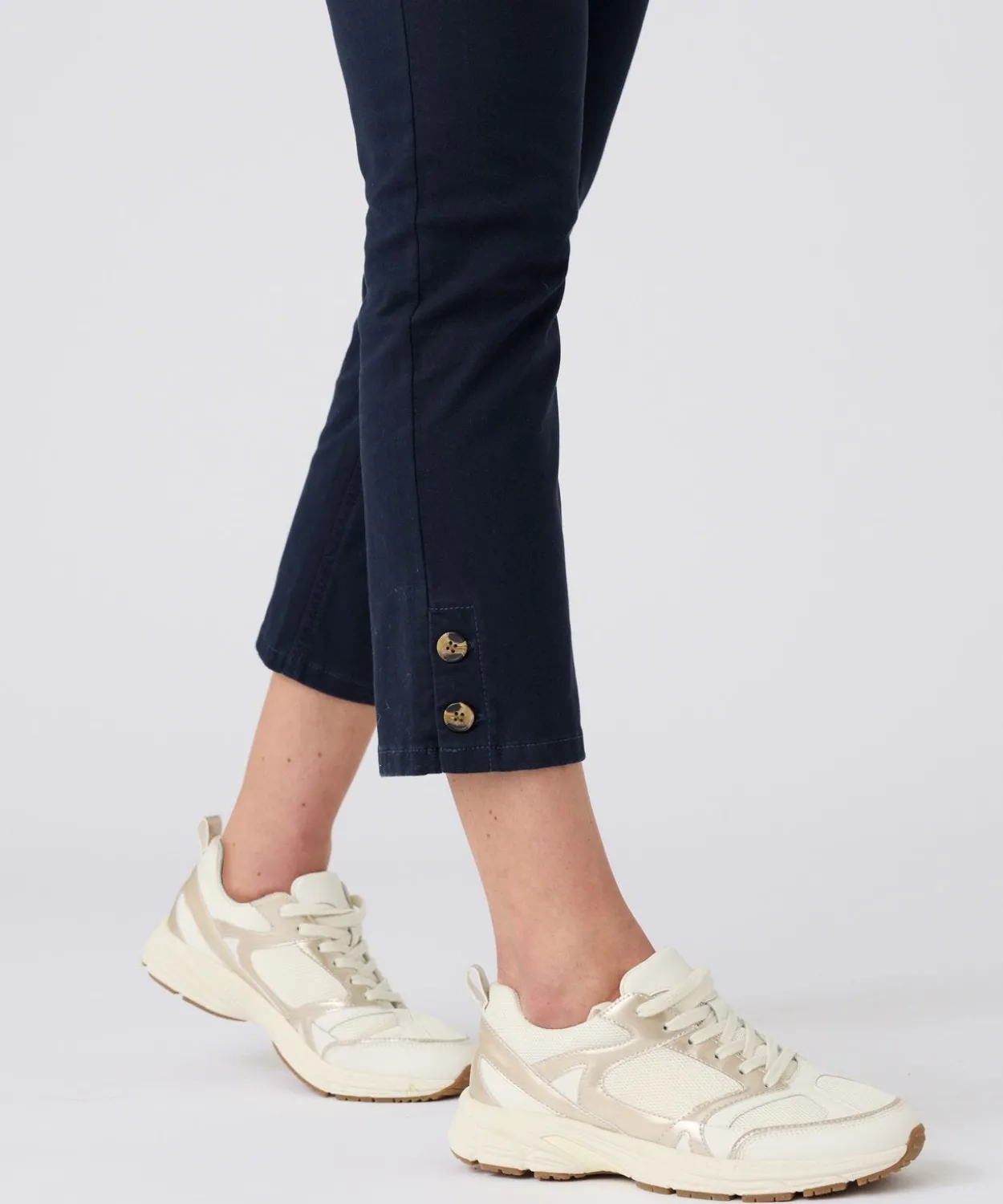 Pantalon 7/8ème fantaisie boutonnée