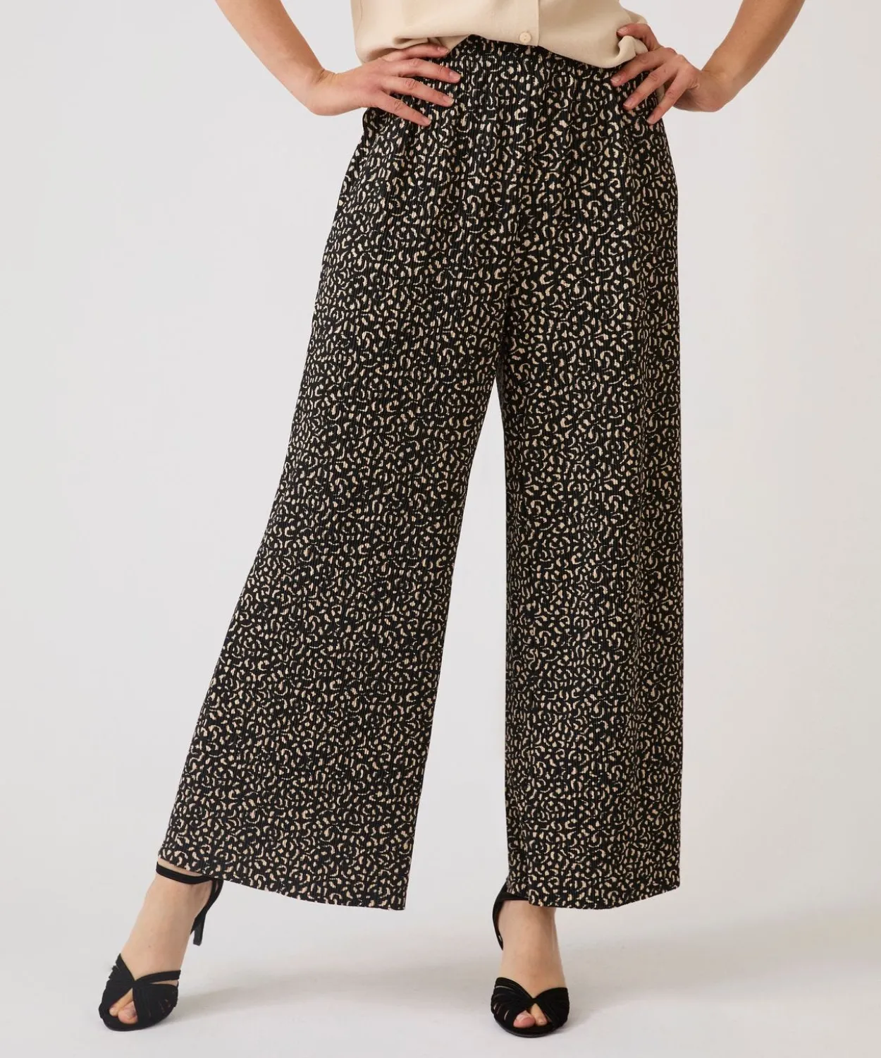 Pantalon 7/8ème plissé permanent