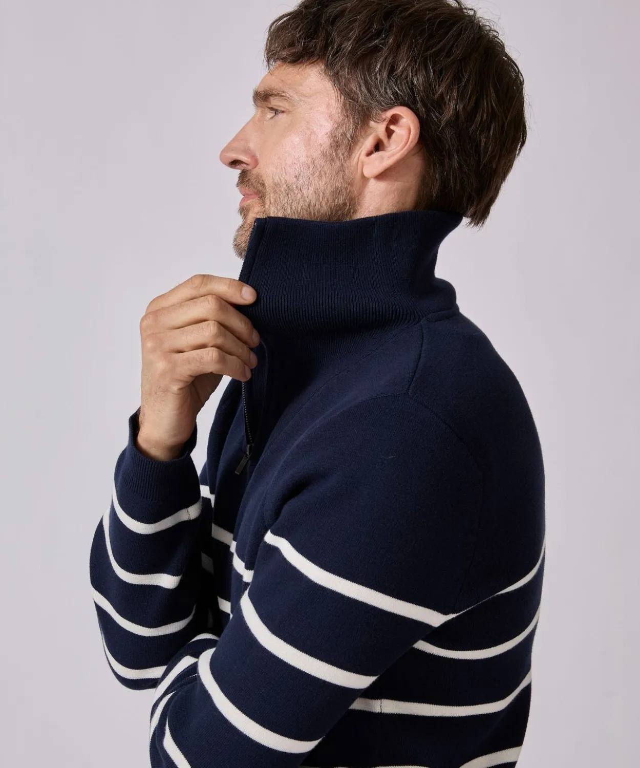 Pull col camionneur zippé