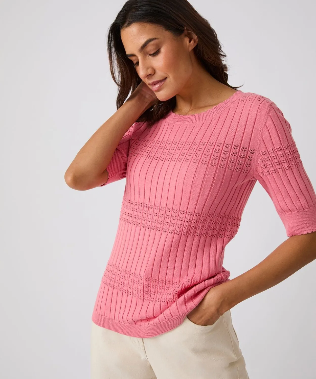 Pull à côtes ajourées