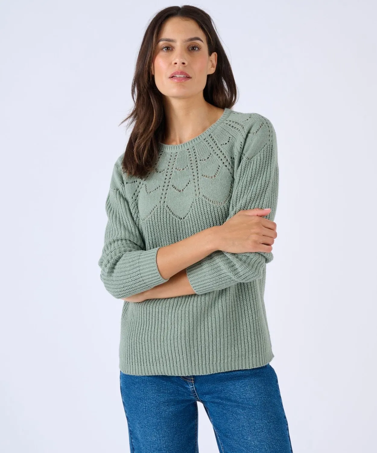 Pull détails ajourés