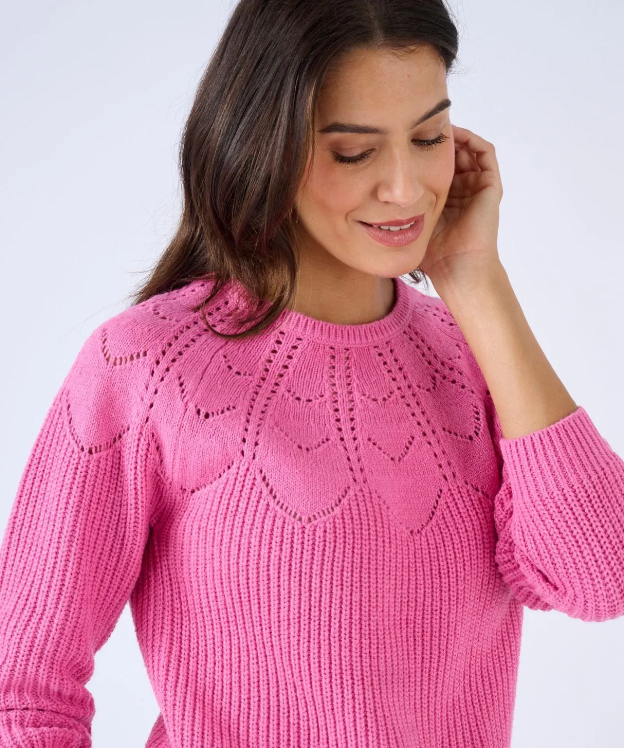 Pull détails ajourés