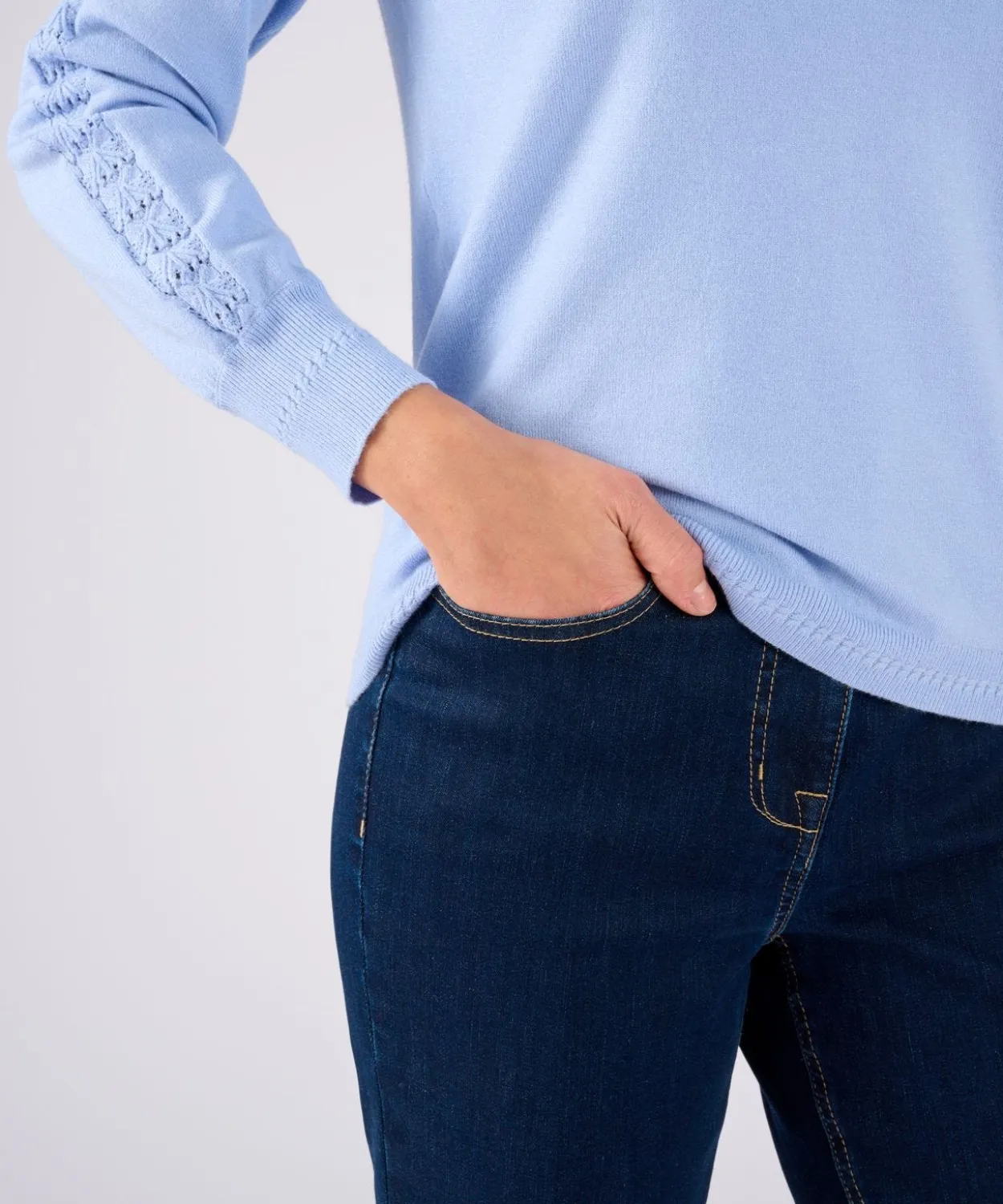 Pull jeu de maille fantaisie