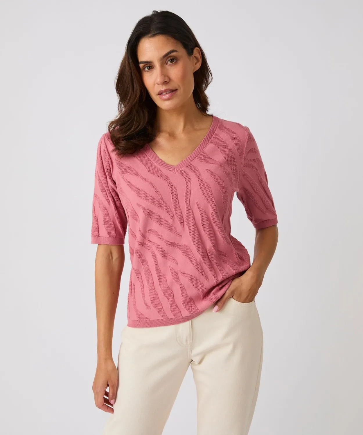 Pull jeu de maille motif zébré