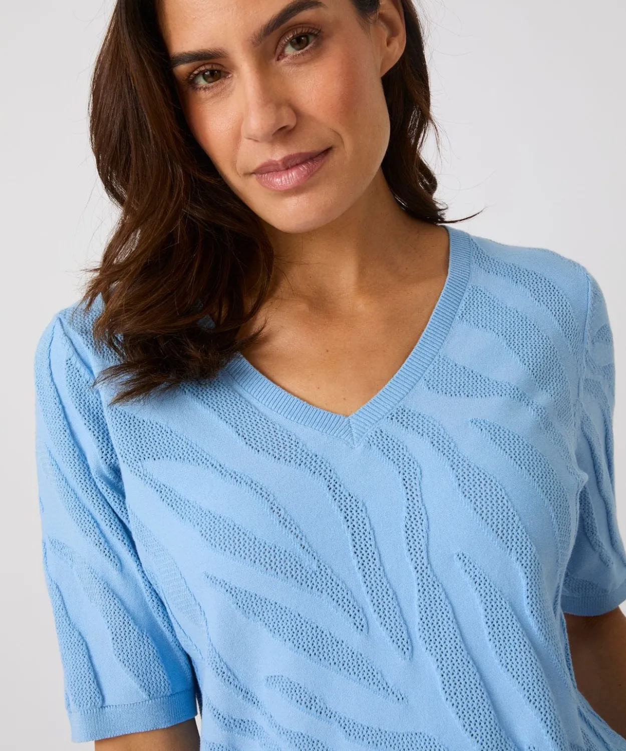 Pull jeu de maille motif zébré