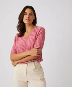 Pull jeu de maille motif zébré