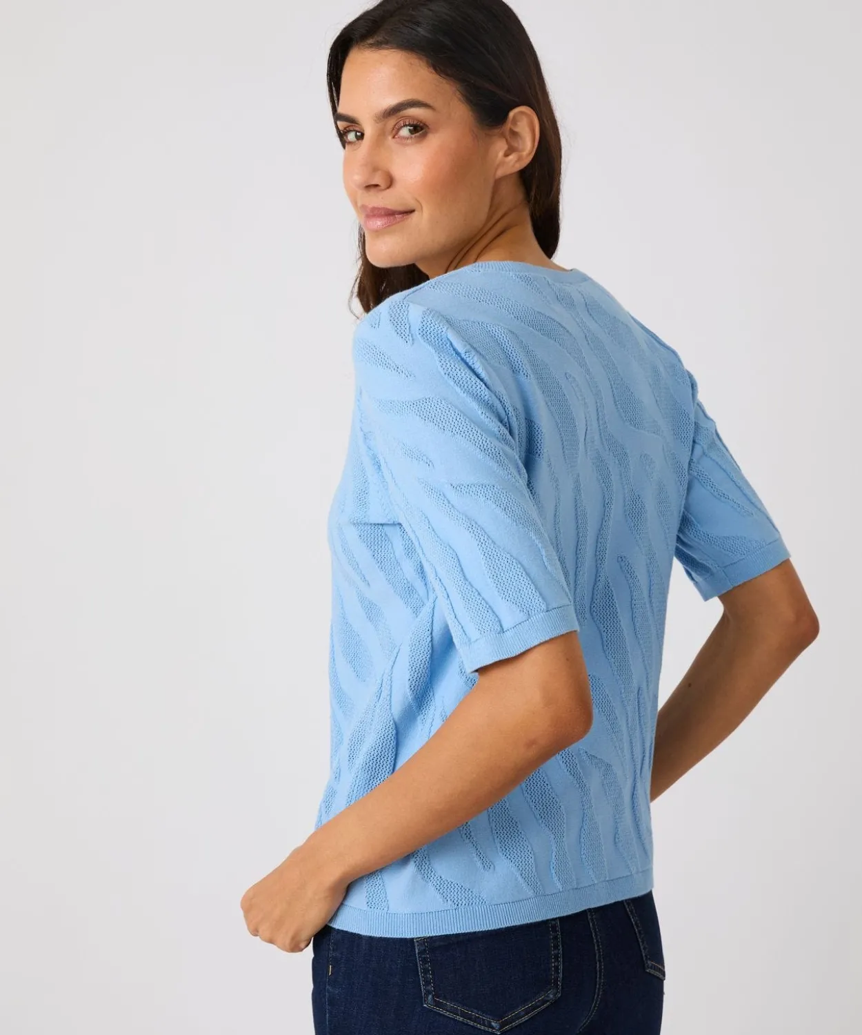 Pull jeu de maille motif zébré