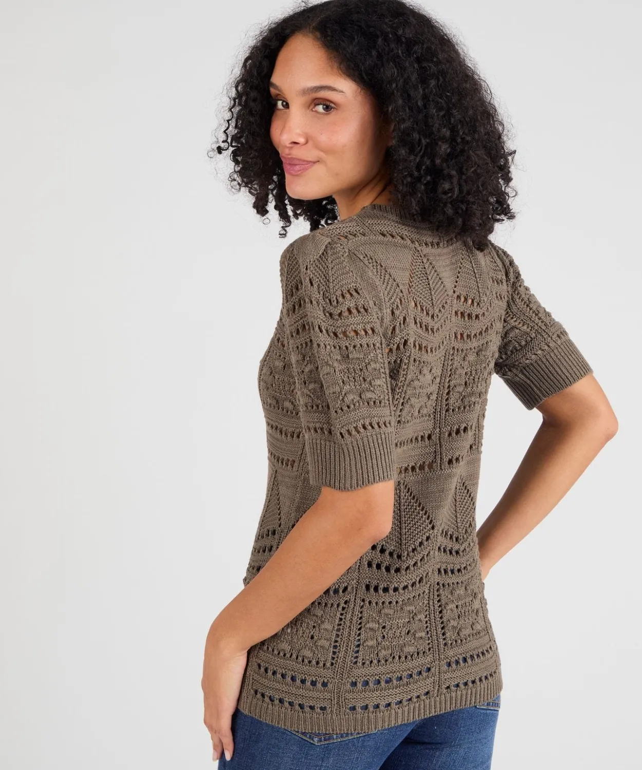 Pull maille ajourée effet crochet