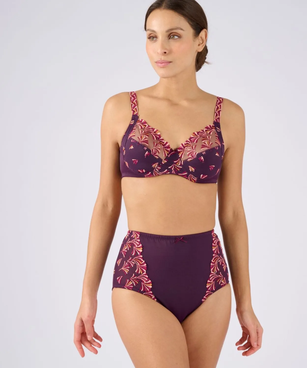 Soutien-gorge armatures brodé BELLA de Damart