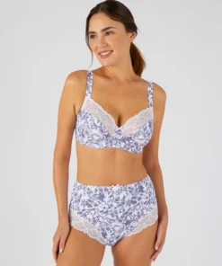 Soutien-gorge à armatures enveloppant