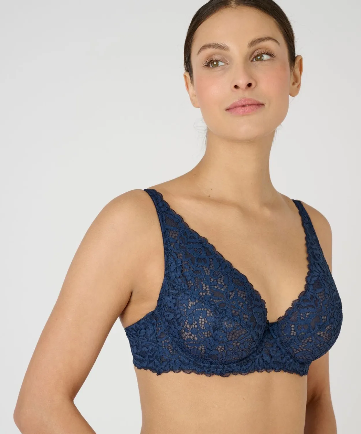 Soutien-gorge à armatures forme foulard, Diana by Damart