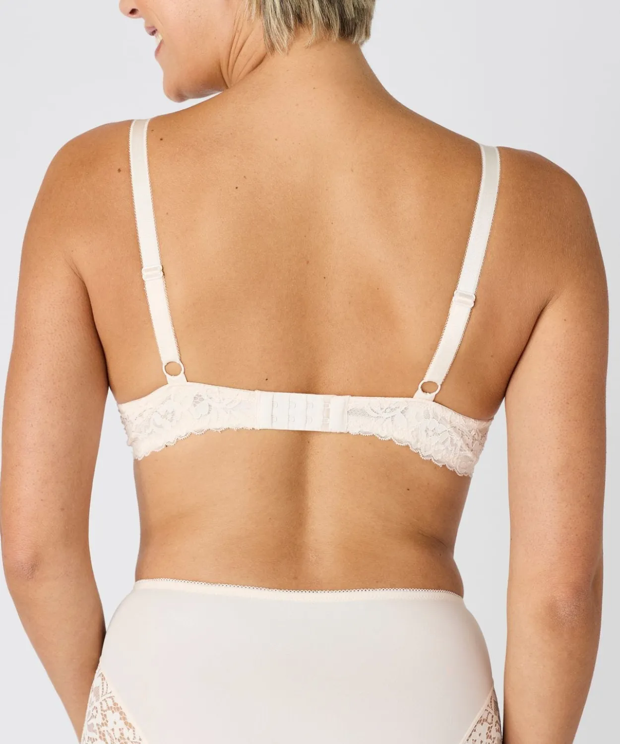 Soutien-gorge à armatures forme foulard, Diana by Damart