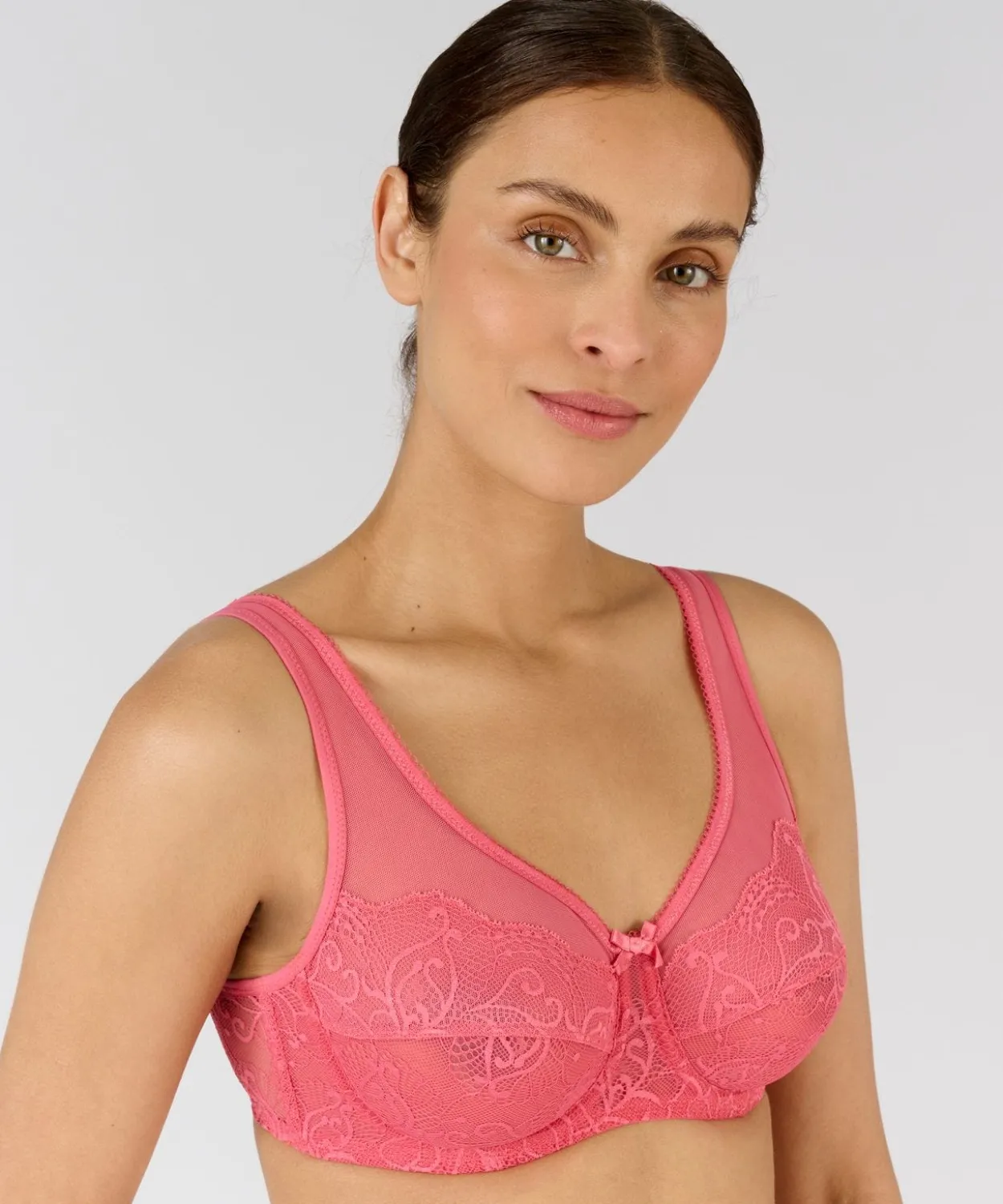 Soutien-gorge à armatures LEA by Damart.