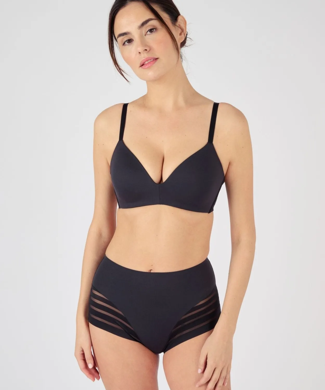 Soutien-gorge invisible* sans armatures