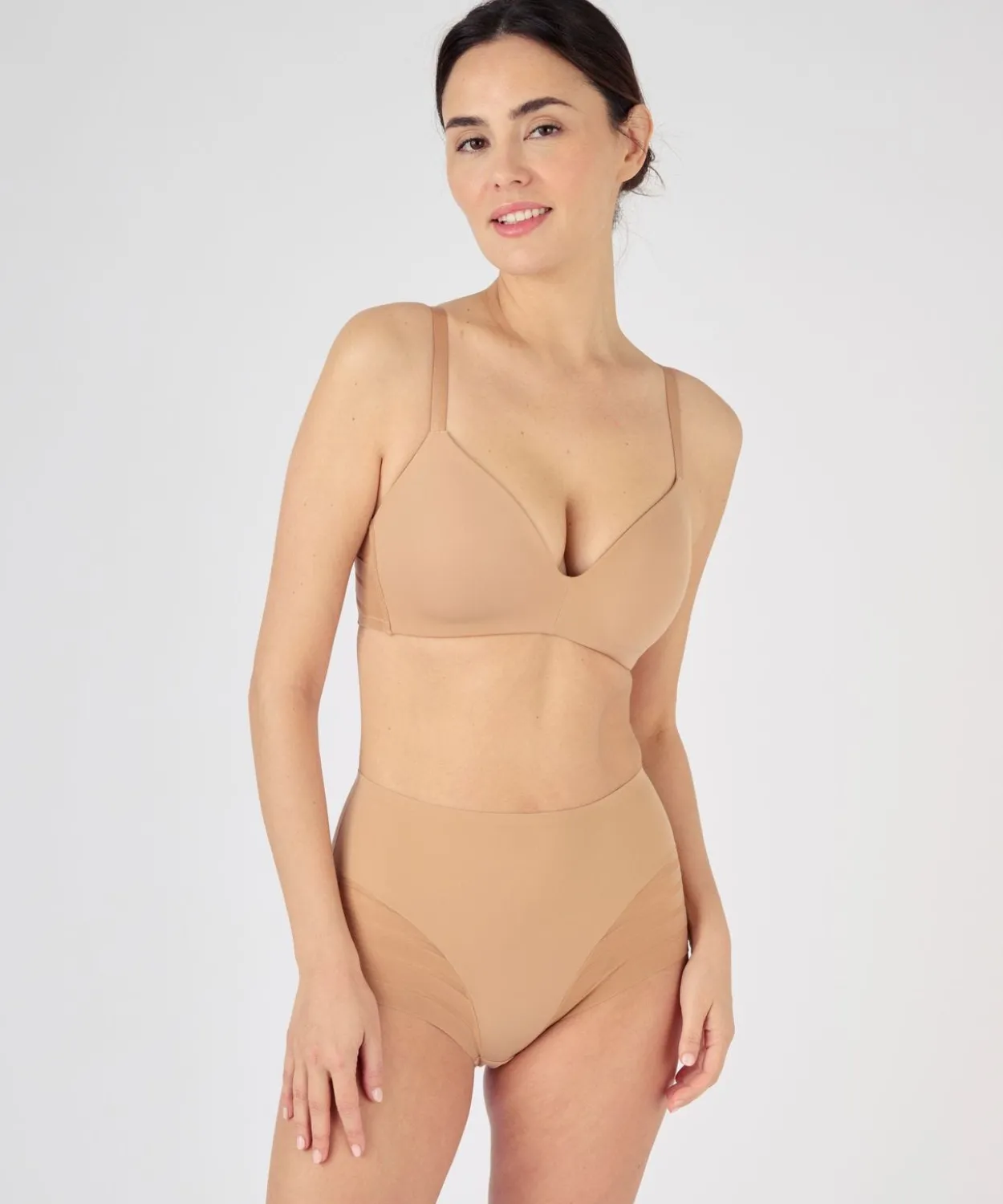 Soutien-gorge invisible* sans armatures