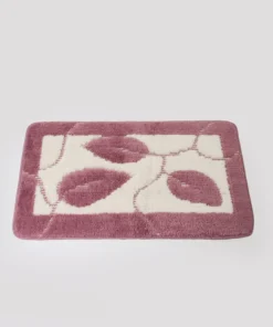 Tapis de bain motif feuilles.