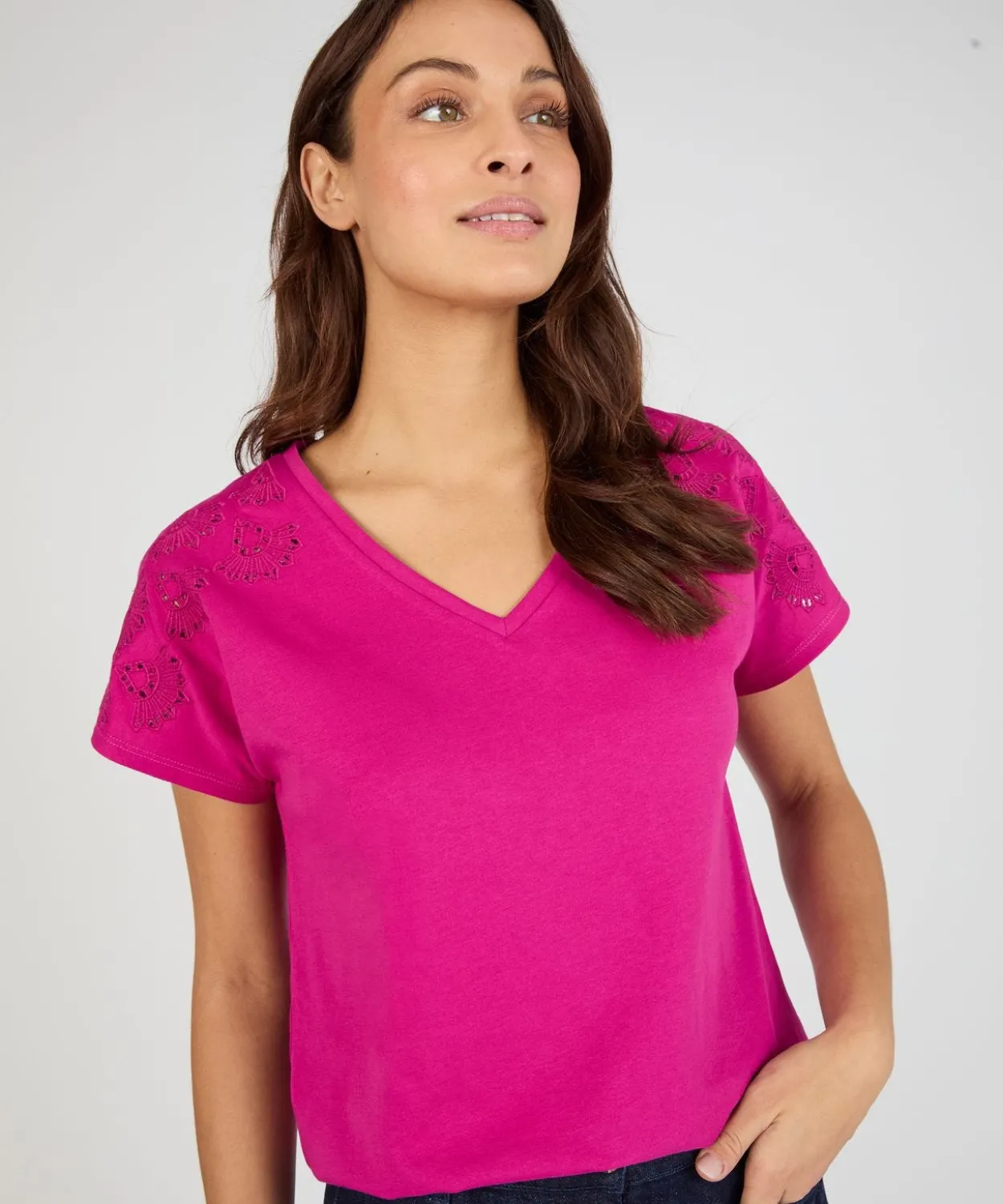T-shirt broderies ajourées en pur coton