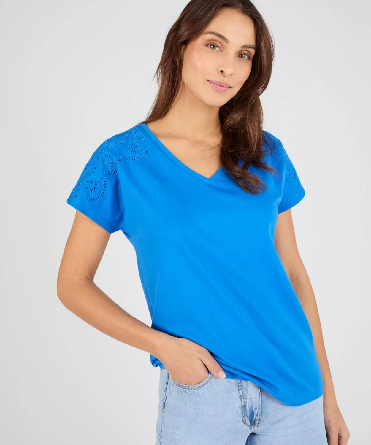T-shirt broderies ajourées en pur coton