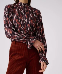 T-shirt col montant en maille chaude