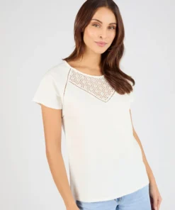 T-shirt détail macramé