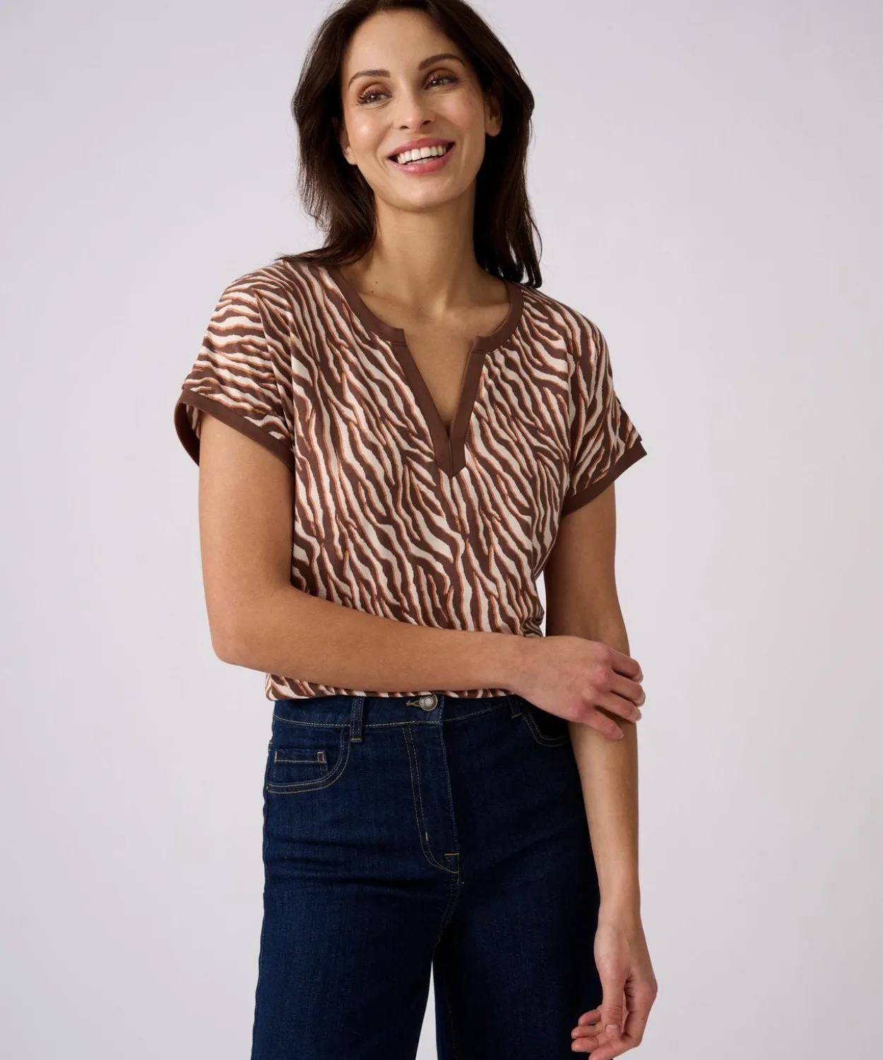 T-shirt encolure tunisienne