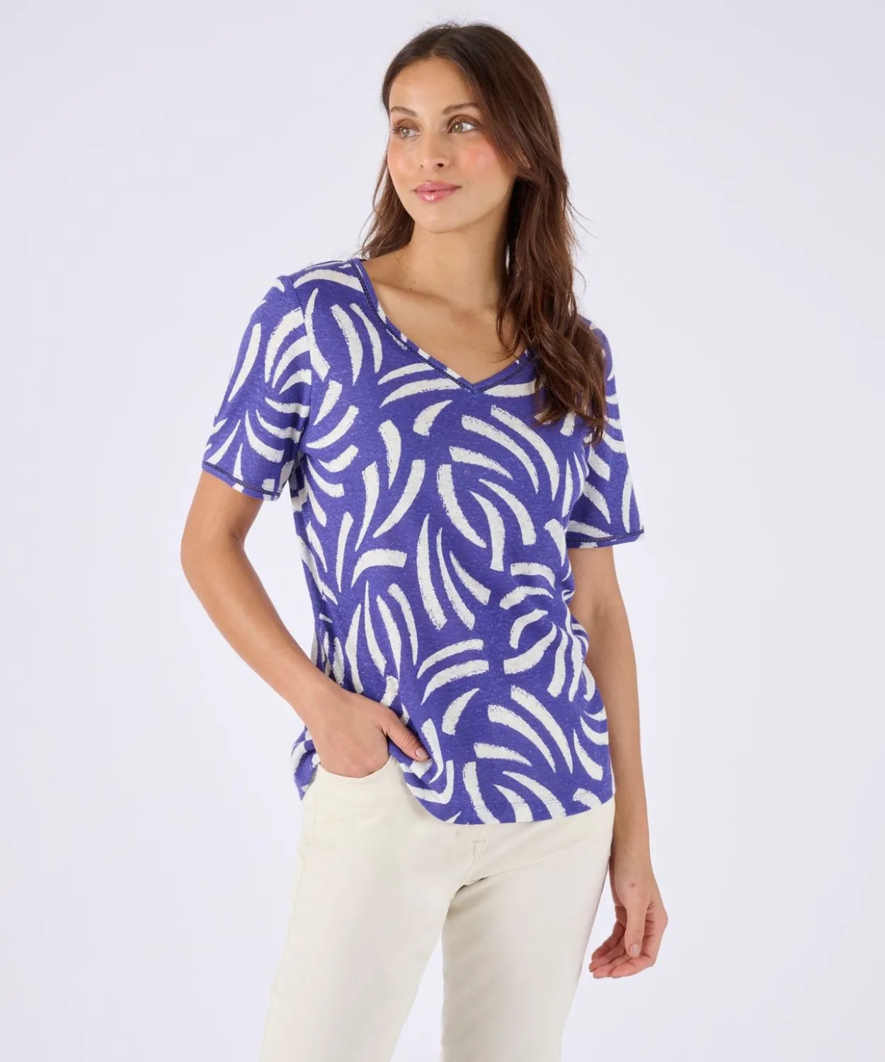 T-shirt mélange lin, détail jours échelle
