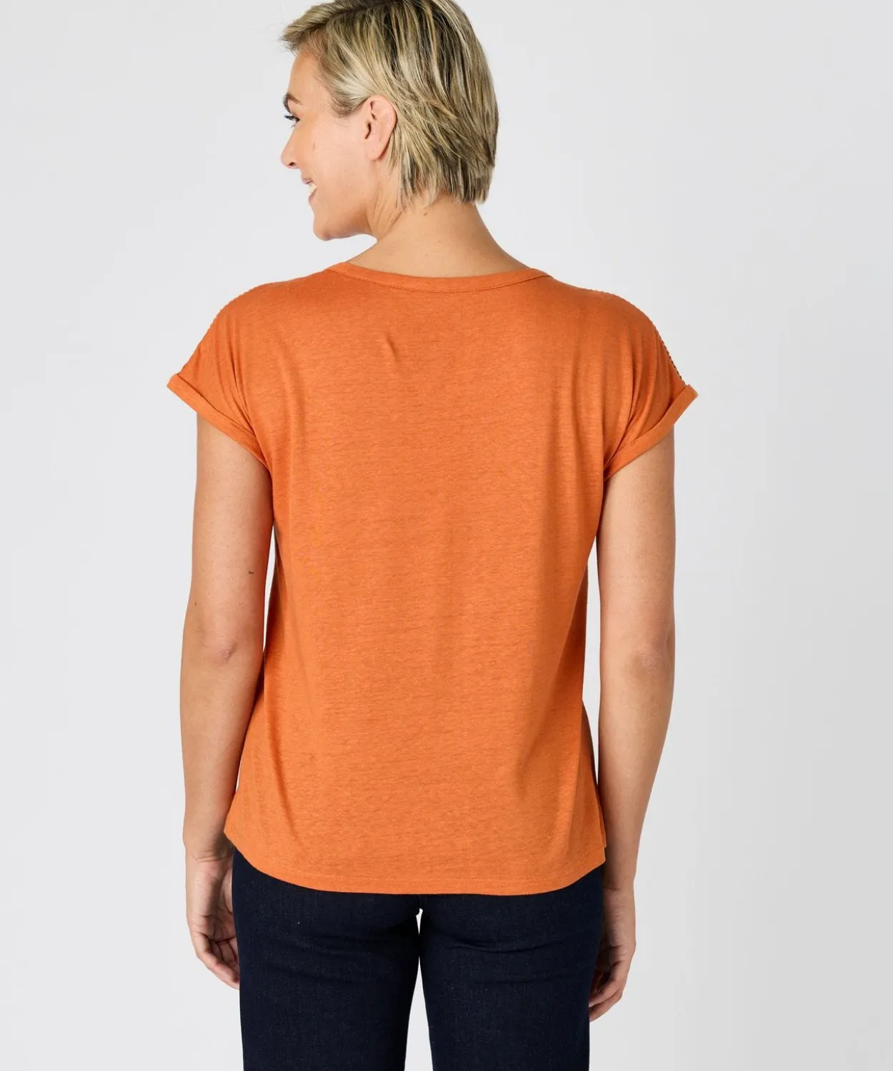 T-shirt mélange lin, détails tressés