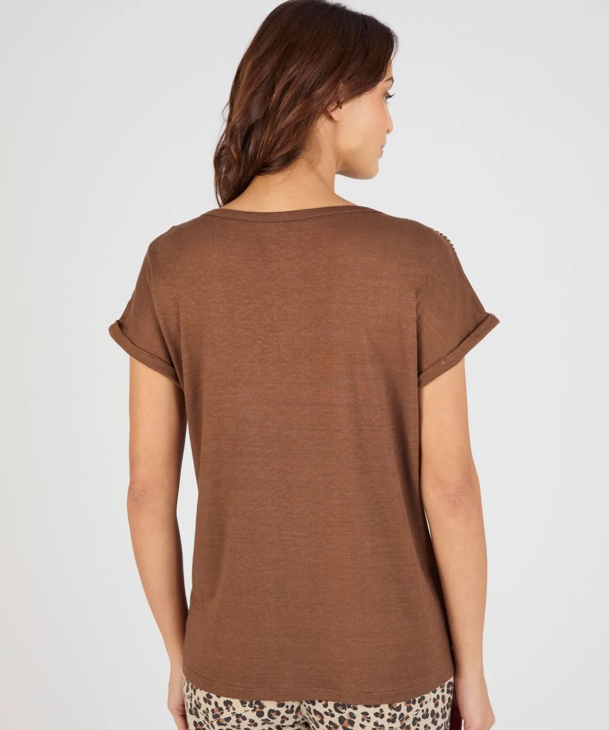 T-shirt mélange lin, détails tressés